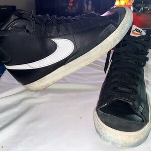 Mens Nike Blazer Mid 77 Black